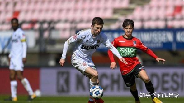 赛季表现直 赛季表现直