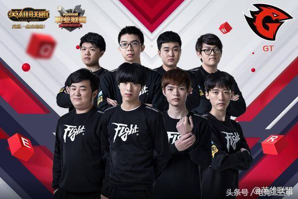 从边路发起 从边路发起